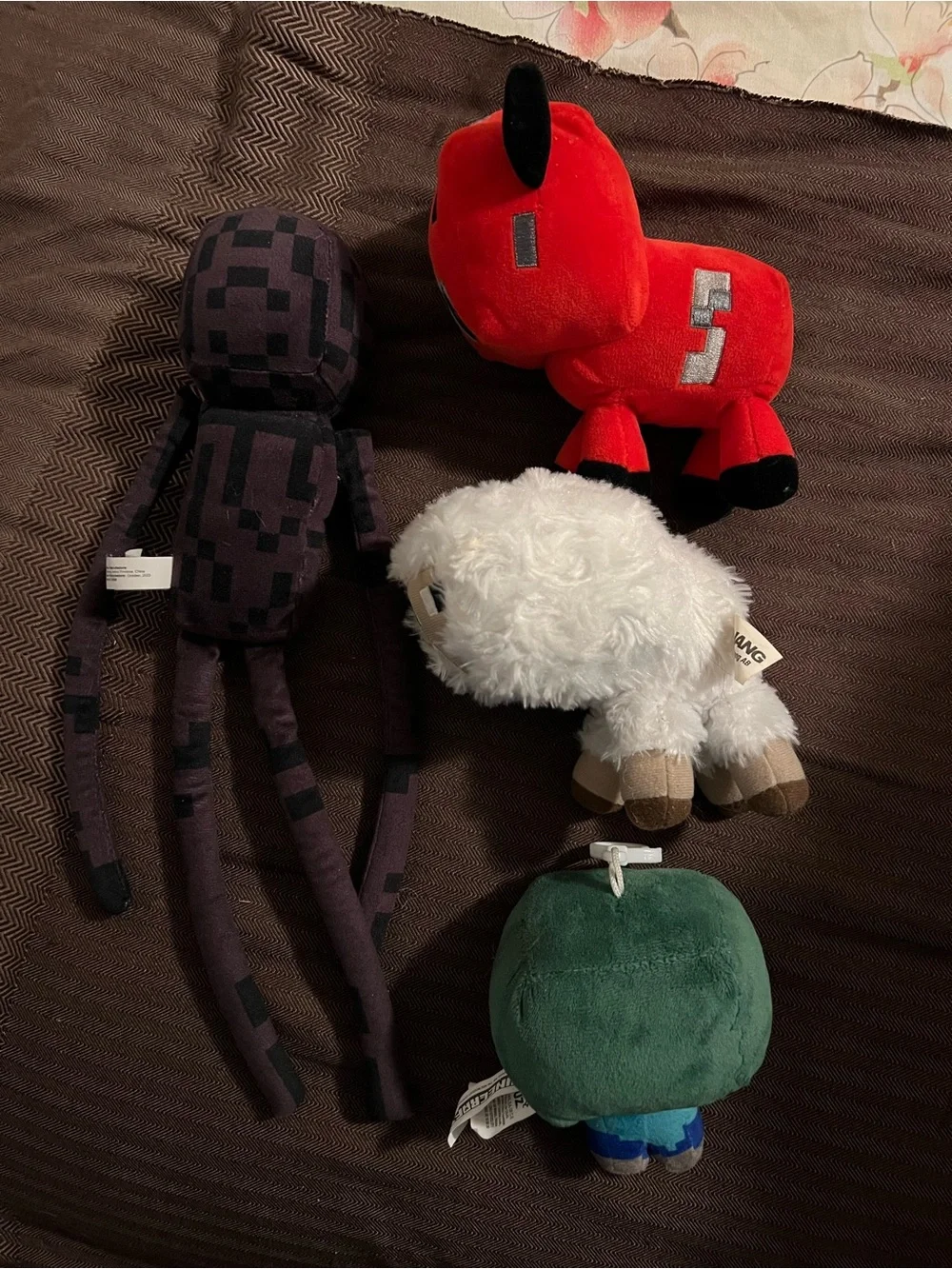 Minecraft Plush Toy Lot Of 4 Characters Pig Mushrooms, Sheep, Zombie , and Ender